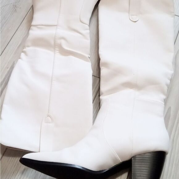 None Shoes - (74-4292) Women's White Boot Sz 10